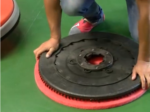 How to use floor cleaning machine correctly?