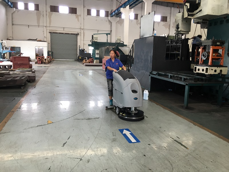 Good floor scrubber made by YOUNISI!