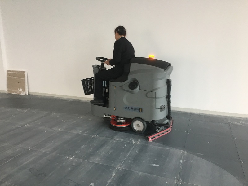 Yangzhou floor washing machine, what are the correct factors that are inseparable from operating the floor washing machine well?