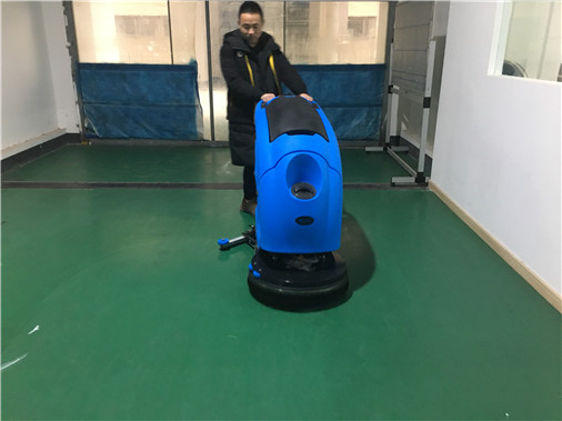 For the correct use of floor washing machines, YOUNISI tells you some tips