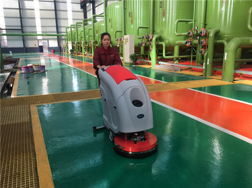 Issues that need to be considered when choosing and purchasing a floor scrubber, YOUNISI teaches you to avoid minefields