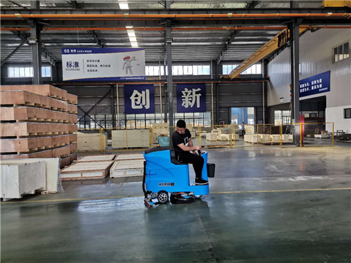 How much does a fully automatic driving floor scrubber cost in Wuxi factory?