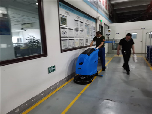Suzhou hand push floor washing machine daily operation steps