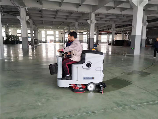 Suzhou ride-on floor washing machine brand, which one is better?