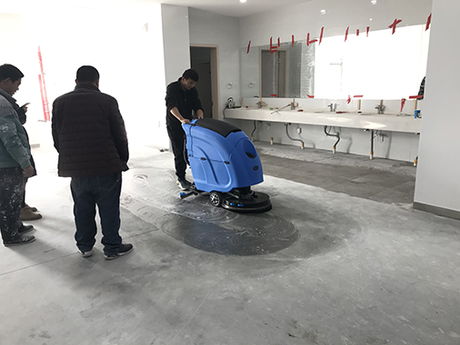 What are the maintenance common sense of hand push floor washing machine?