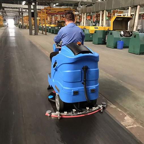 Scrubber dryer